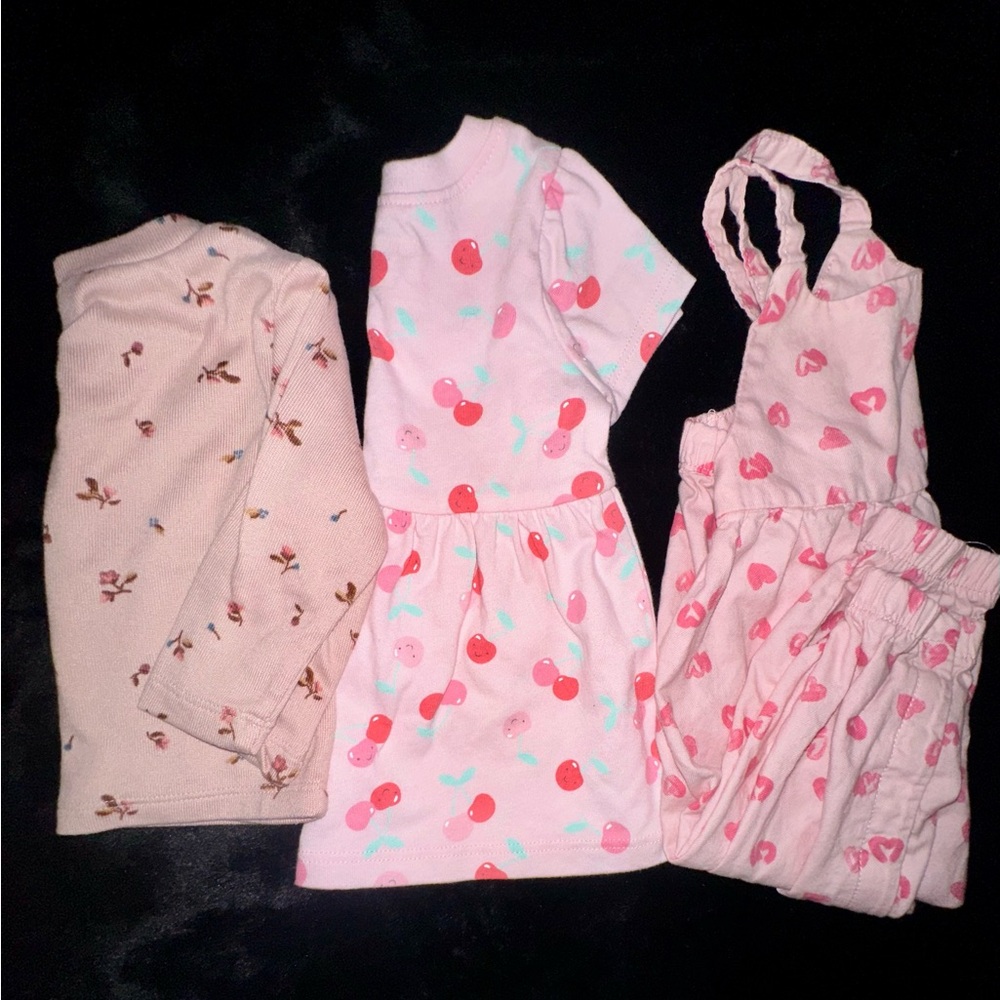 Baby girl pink patterned bundle🥰